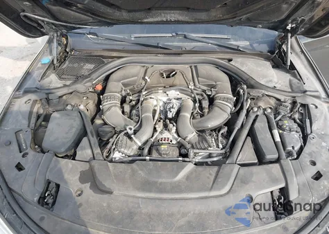 2018 BMW Alpina B7 xDrive z USA, uszkodzony, nr VIN WBA7F2C50JB238563